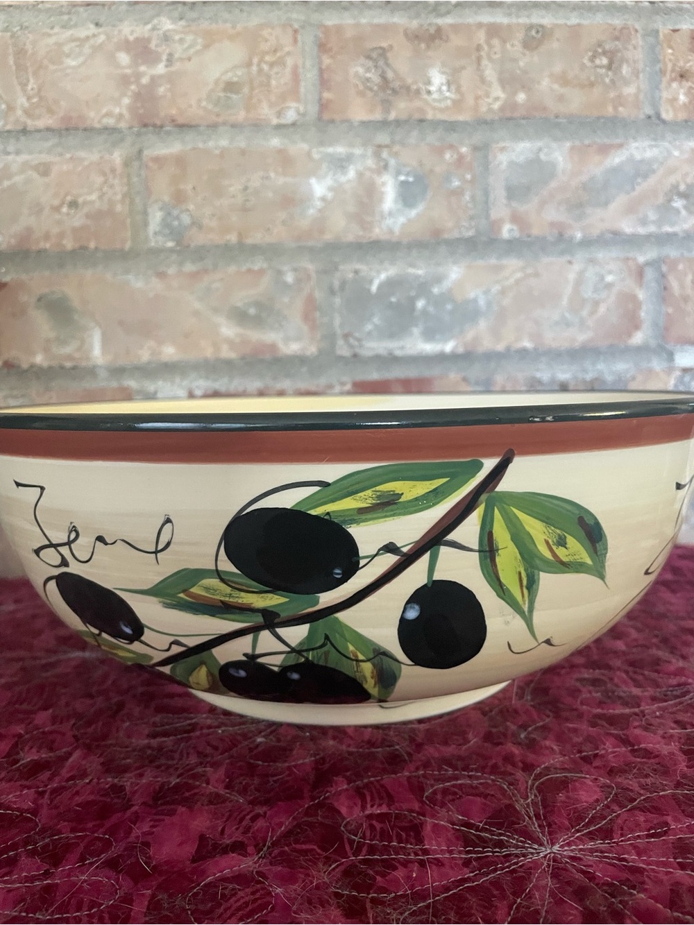 HD Designs Hand-Painted Ceramic Olive Bowl in Cream and Green